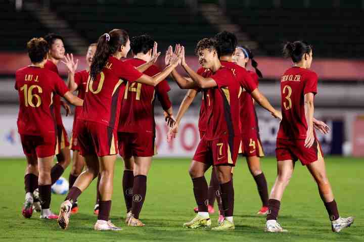 北青:中国女足转场大阪冲击亚运会四强,要求全队避免轻敌思想